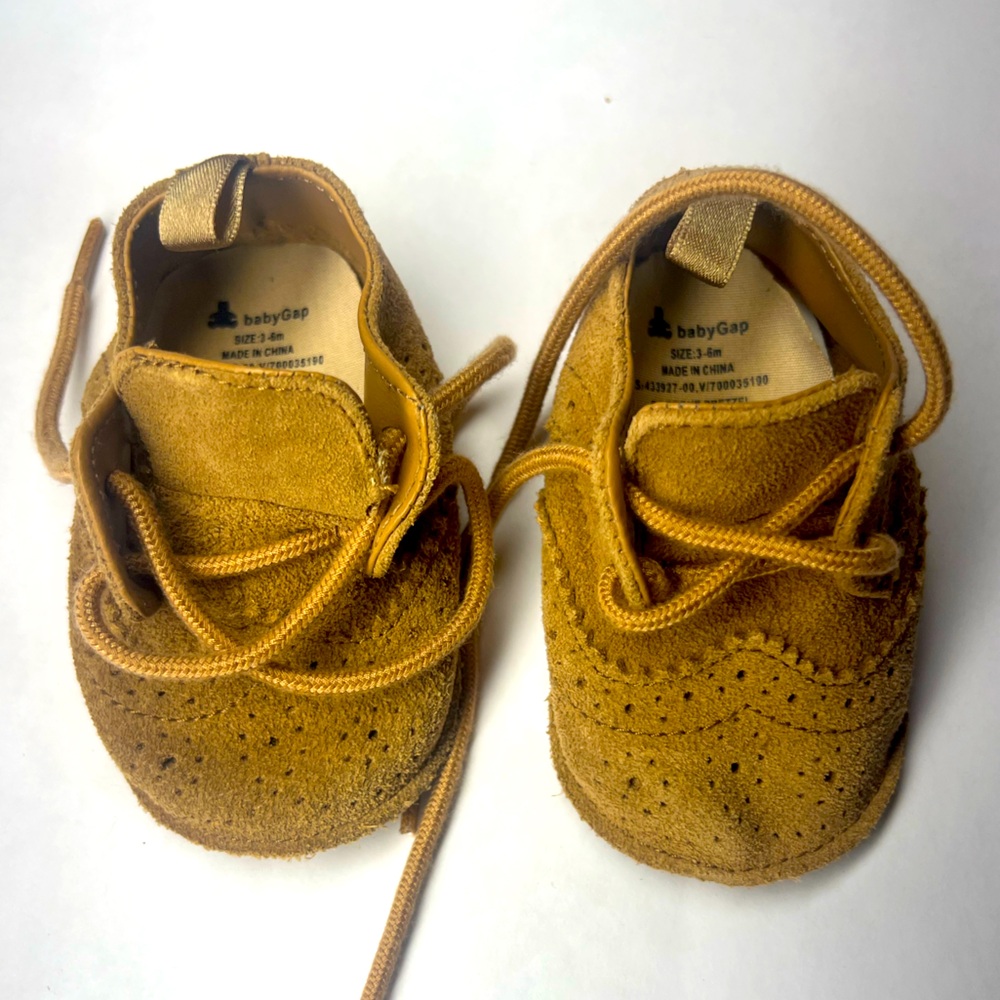 Baby GAP - Suede Brogue Shoes